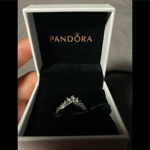 Pandora Ring